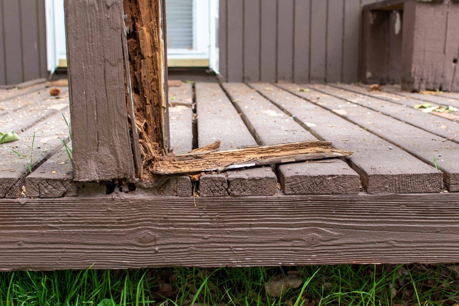 is-deck-replacement-a-better-option-than-deck-restoration-blog