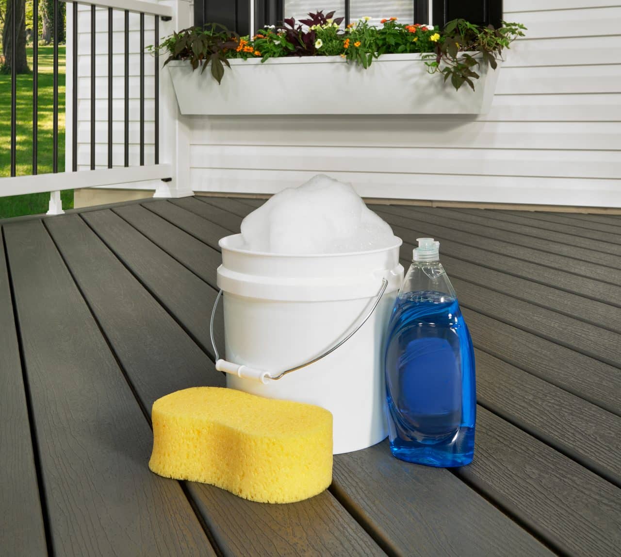 how to remove rust stains from trex decking, How to Remove Rust Stains from Trex Decking